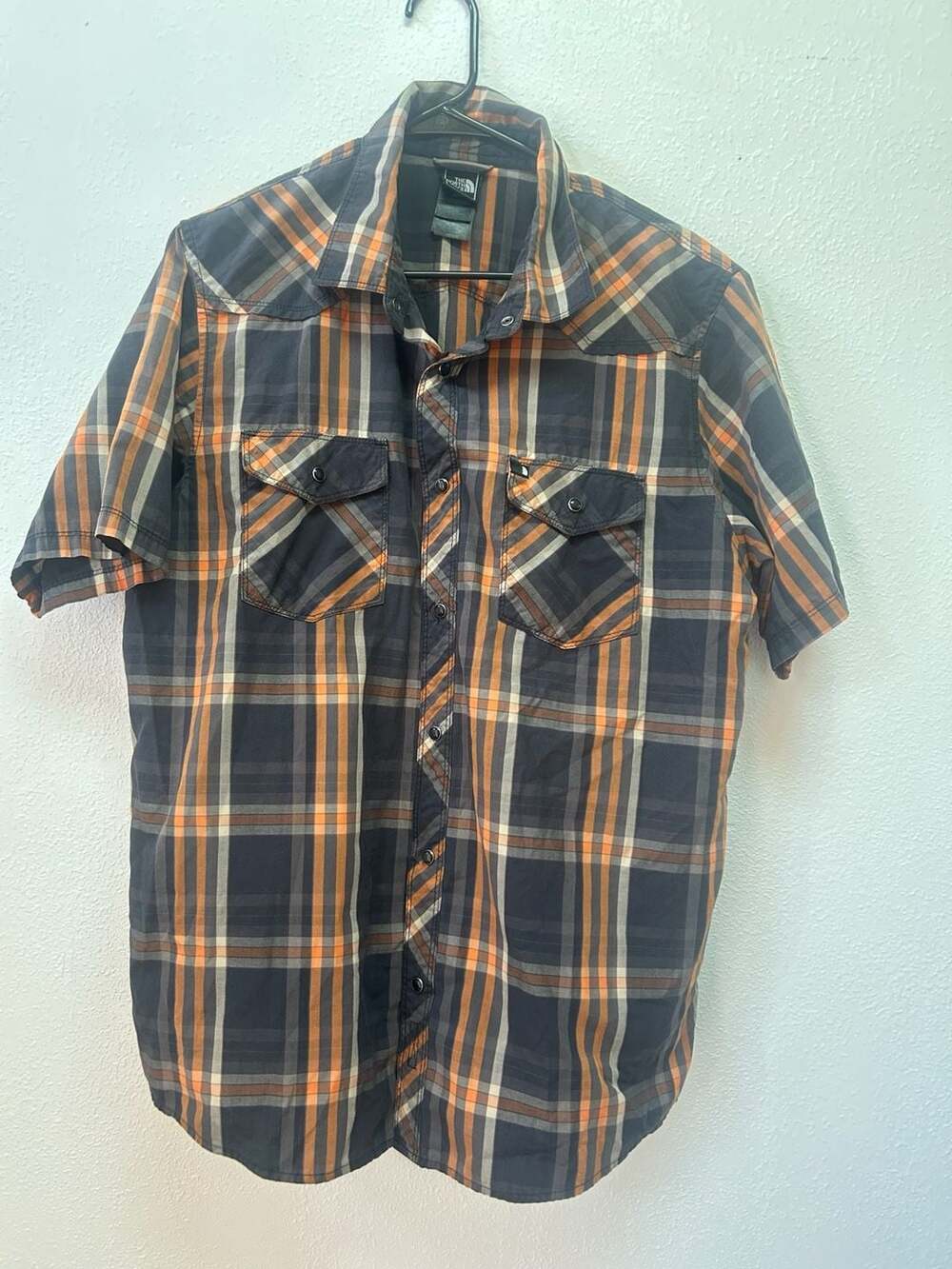 The North Face Men's Plaid Short Sleeve Western-Style Button-Down Shirt